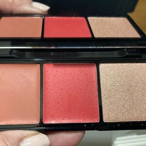 Laura Geller Eye, Lip & Cheek Palette